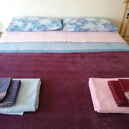 Relax Bed and breakfast *